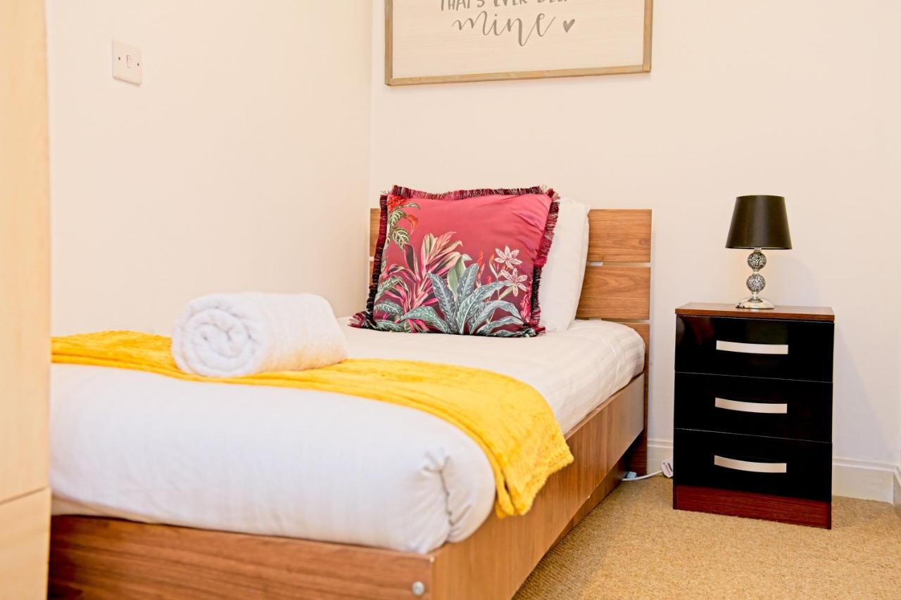 City Centre Apartment เบอร์มิงแฮม ภายนอก รูปภาพ