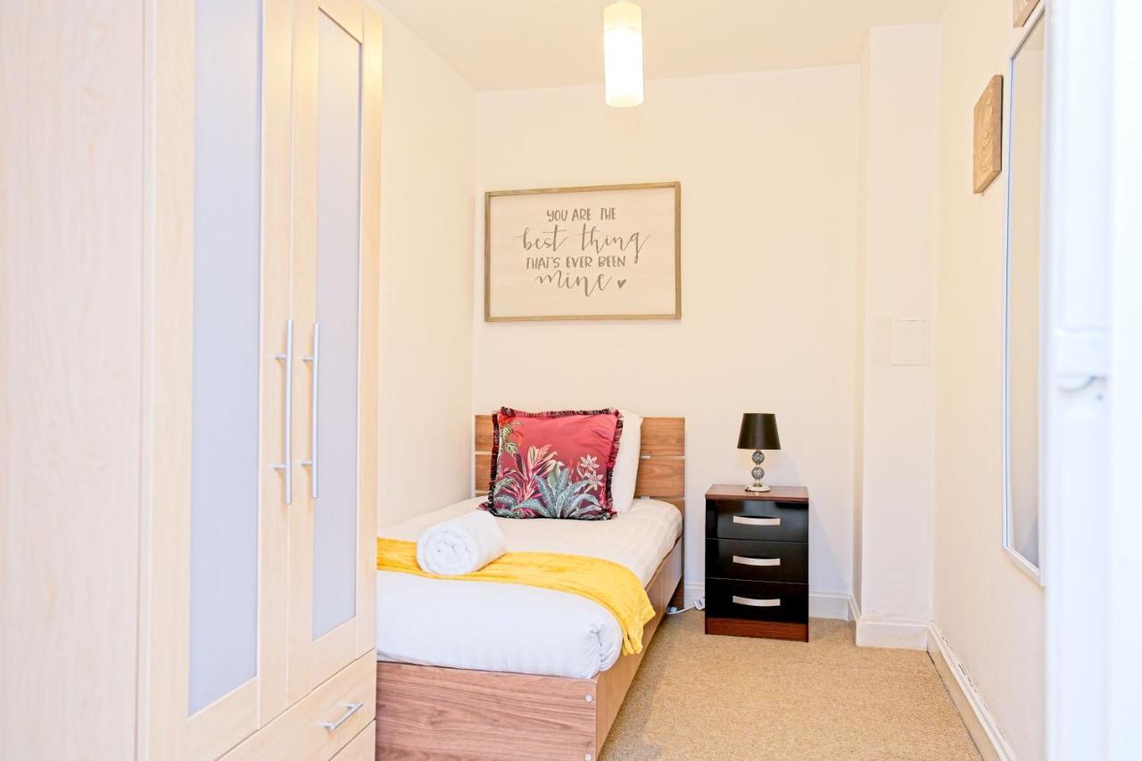 City Centre Apartment เบอร์มิงแฮม ภายนอก รูปภาพ