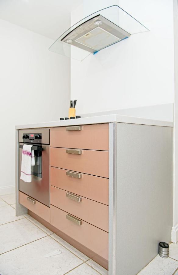 City Centre Apartment เบอร์มิงแฮม ภายนอก รูปภาพ